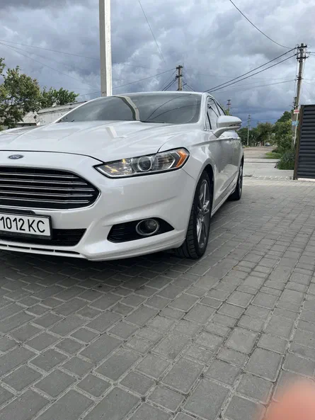 Ford Fusion 2012