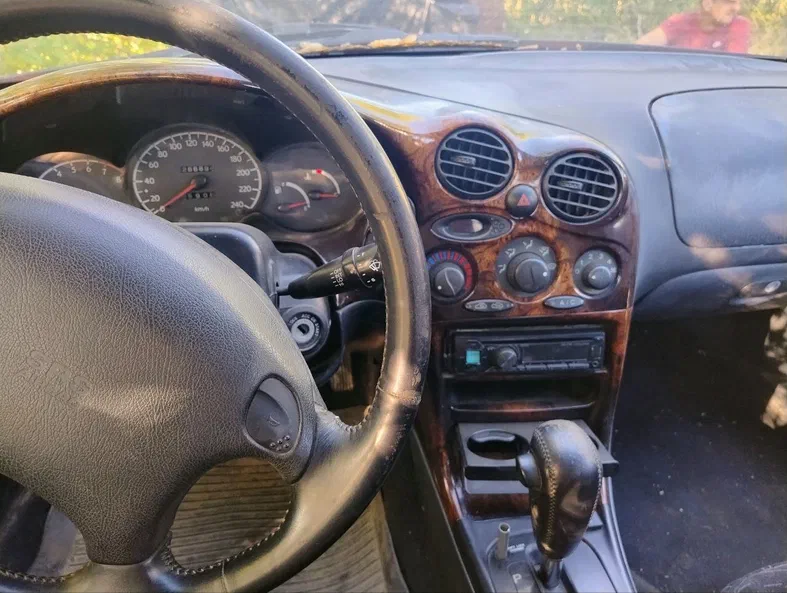 Hyundai Coupe 1996 - 5