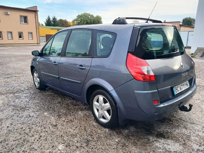 Renault Scenic 2007 - 9