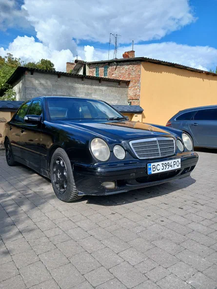 Mercedes-Benz E-Клас 2000 - 7
