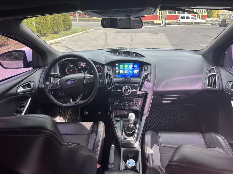 Ford Focus ST 2016 - 13