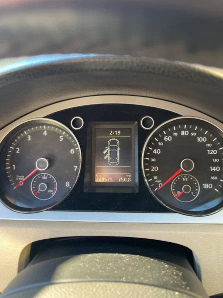 Volkswagen Passat CC 2011 - 7