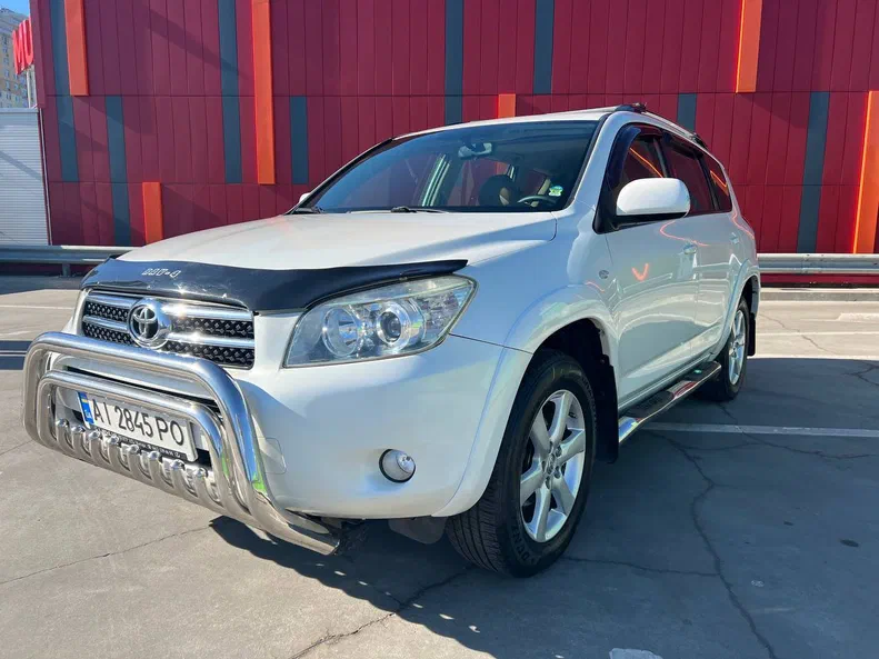 Toyota RAV4 2008 - 36