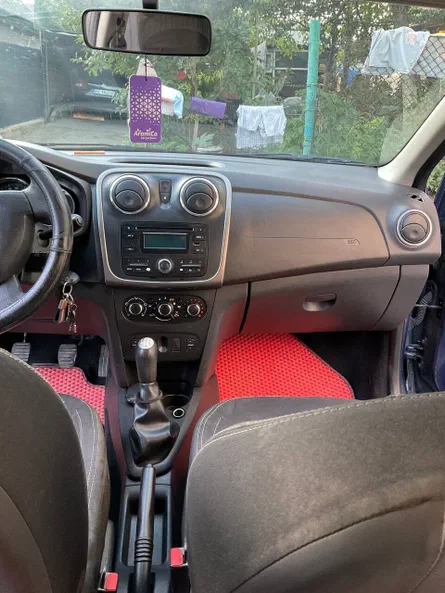 Dacia Logan 2013 - 26