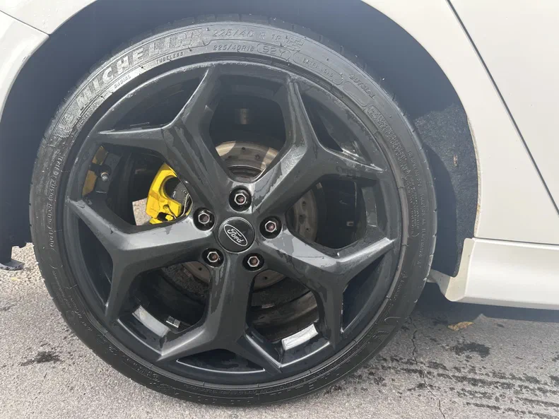 Ford Focus ST 2016 - 14