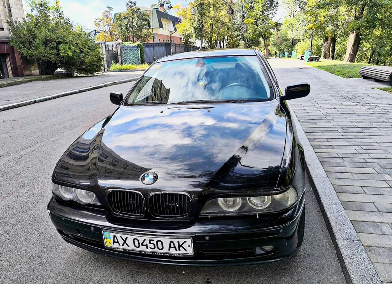 BMW 5 серія 2000 - 10