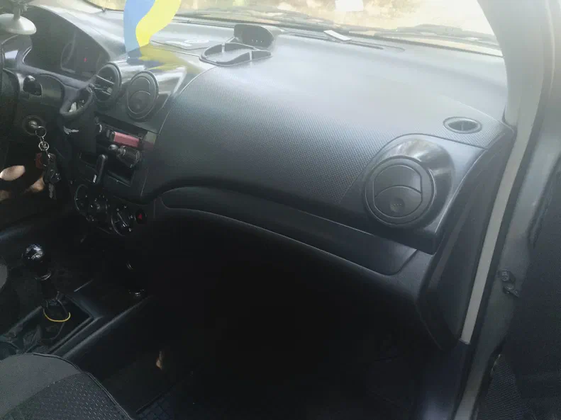 Chevrolet Aveo 2011 - 21