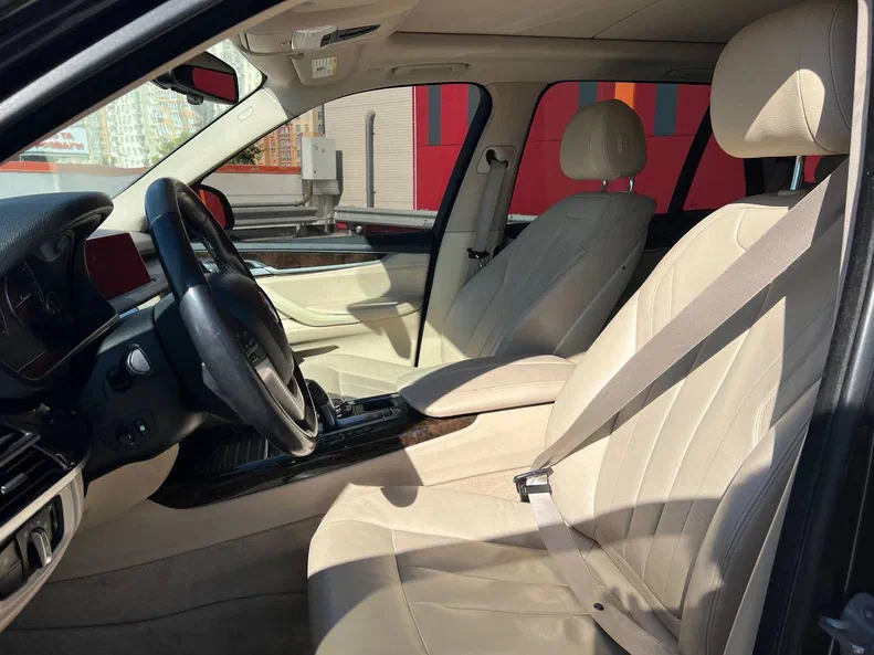 BMW X5 2015 - 19