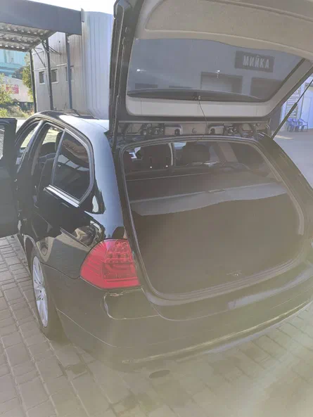 BMW 3 серія 2011 - 10