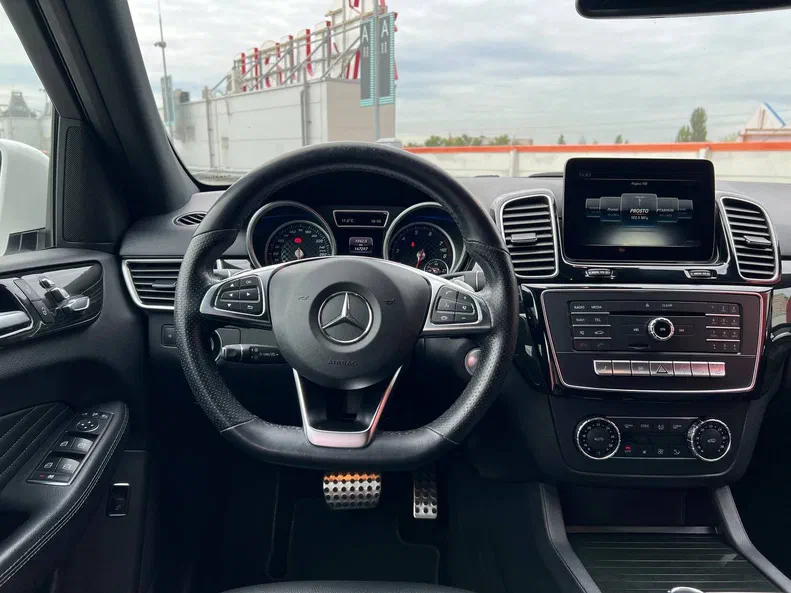 Mercedes-Benz GLE 2016 - 43