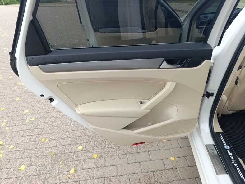 Volkswagen Passat 2013 - 6