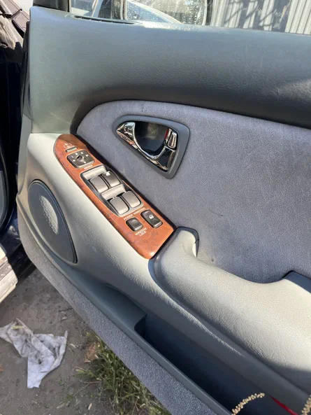 Mitsubishi Diamante 2001 - 7