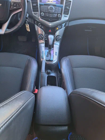 Chevrolet Cruze 2013 - 24