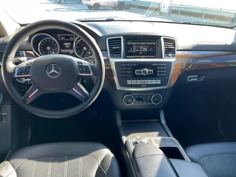 Mercedes-Benz GL-Клас 2015 - 28