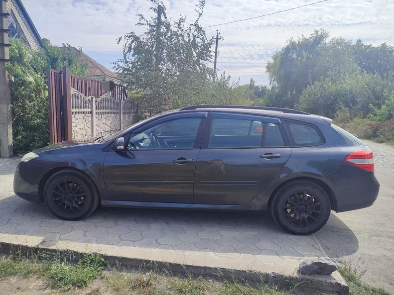 Renault Laguna 2009 - 6