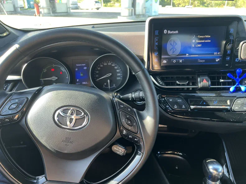 Toyota C-HR 2018 - 26