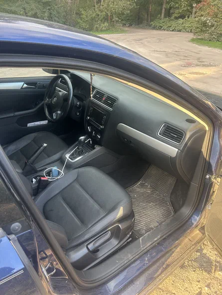 Volkswagen Jetta 2011