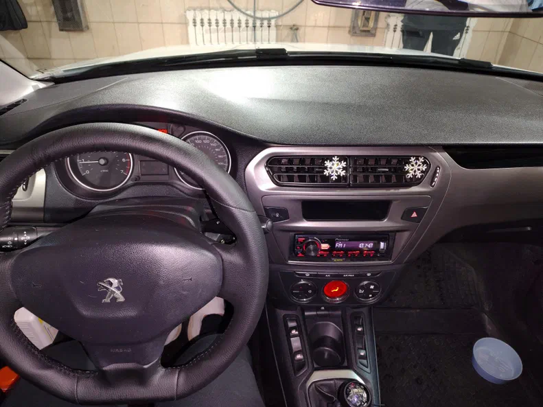 Peugeot 301 2017 - 7