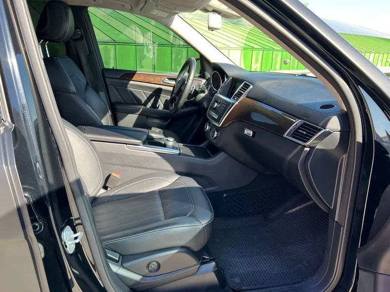 Mercedes-Benz GL-Клас 2015 - 17