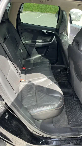 Volvo XC60 2011 - 20