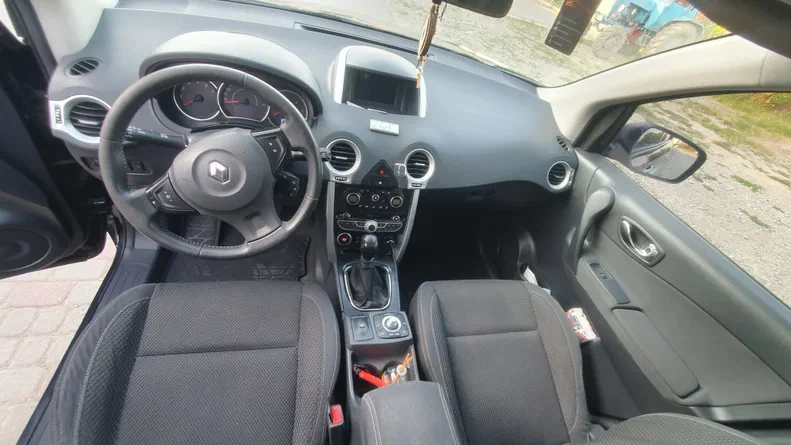 Renault Koleos 2012 - 18