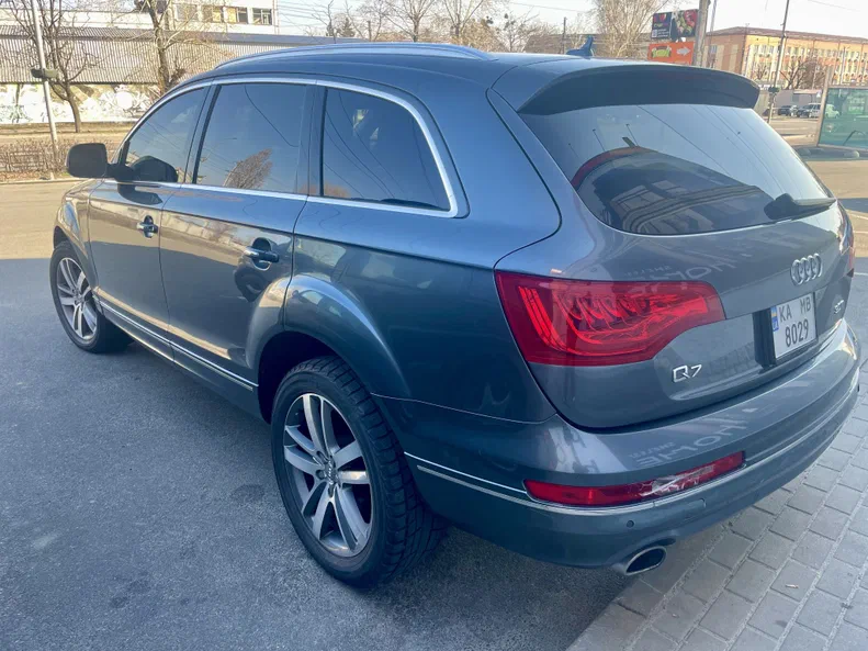 Audi Q7 2013