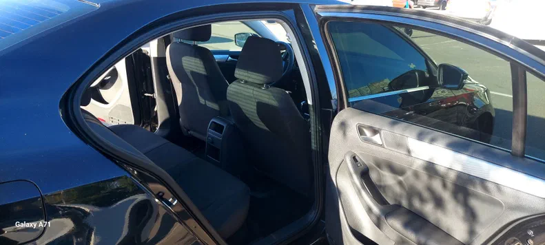 Volkswagen Jetta 2015 - 9