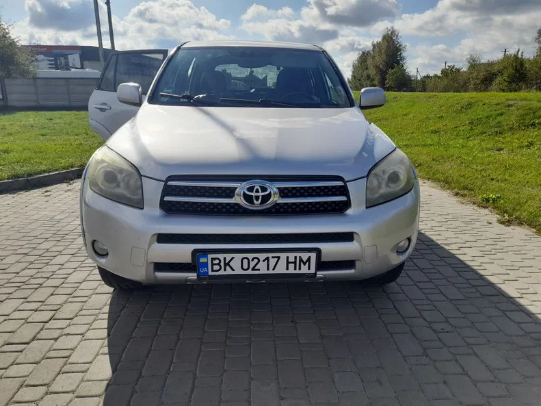 Toyota RAV4 2005