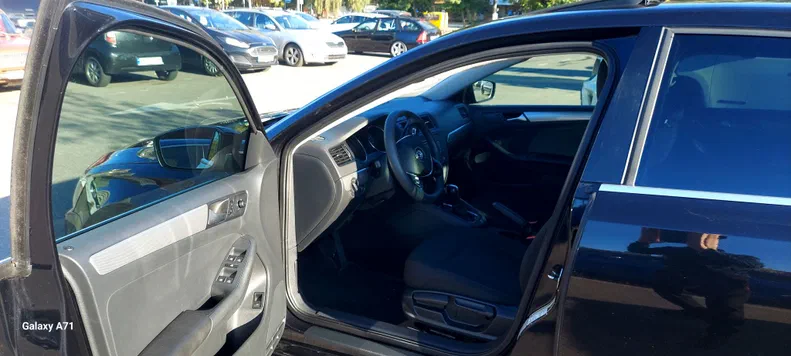 Volkswagen Jetta 2015 - 14