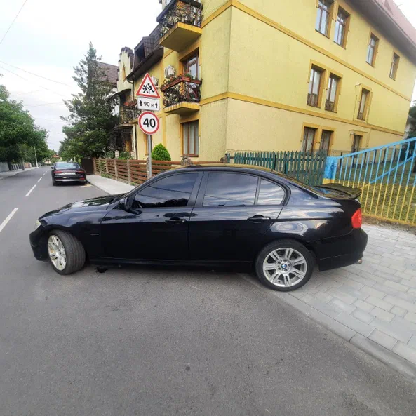 BMW 3 серія 2009 - 7
