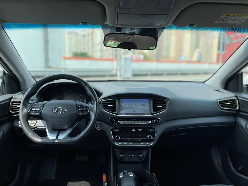 Hyundai IONIQ 2018 - 13