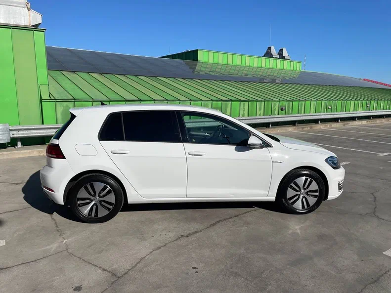 Volkswagen Golf 2020 - 23