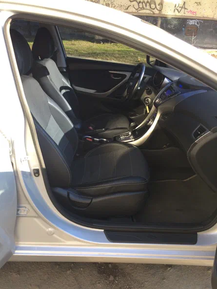 Hyundai Elantra 2013 - 11