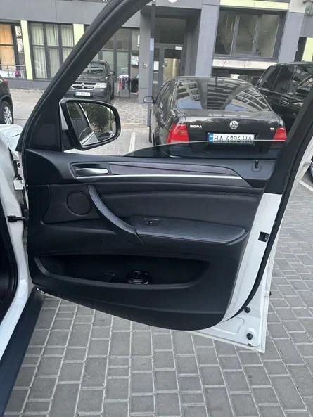 BMW X5 2012 - 16