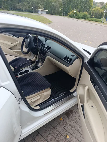 Volkswagen Passat 2013