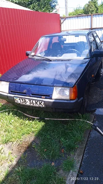 ЗАЗ 1102 «Таврия» 2000