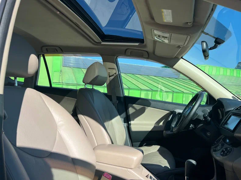 Toyota RAV4 2008 - 21