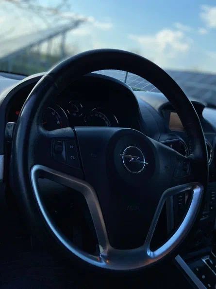 Opel Antara 2012 - 11