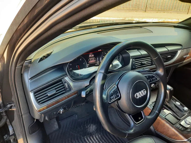 Audi A6 2015 - 15