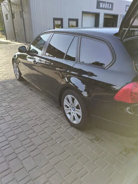 BMW 3 серии 2011