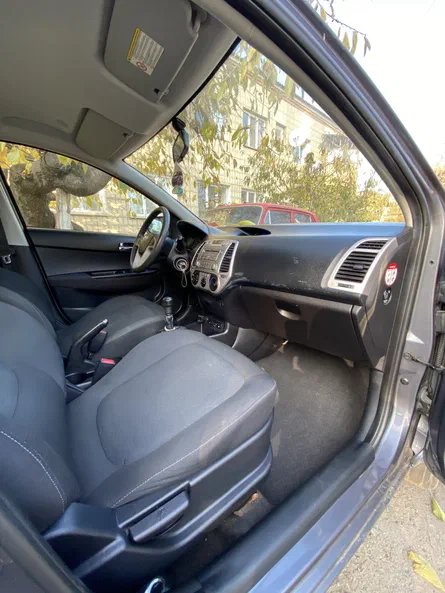 Hyundai i20 2010 - 6