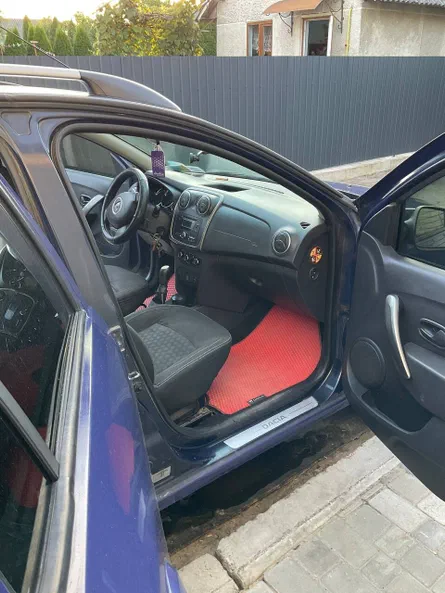 Dacia Logan 2013 - 17