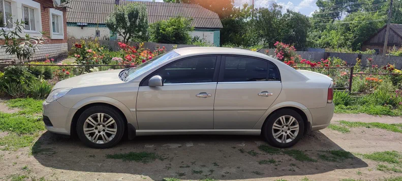 Opel Vectra 2006 - 24