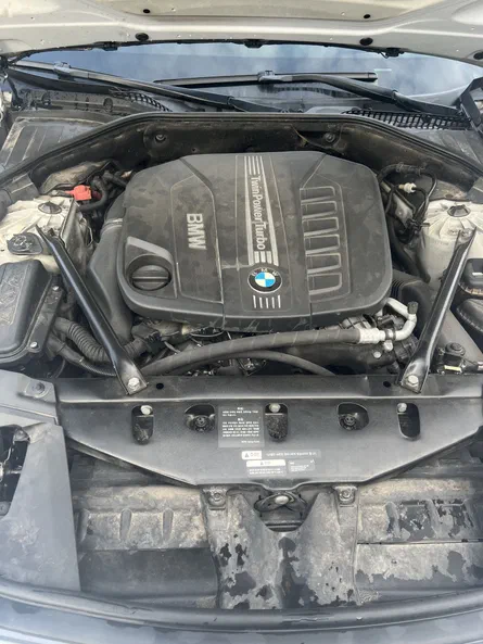 BMW 7 серія 2014 - 31