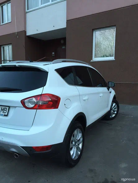 Ford Kuga 2011