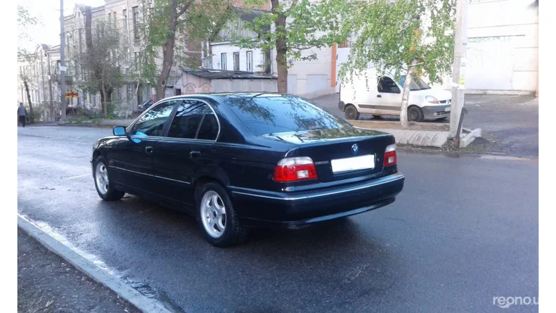 BMW 5 серія 1999 - 6