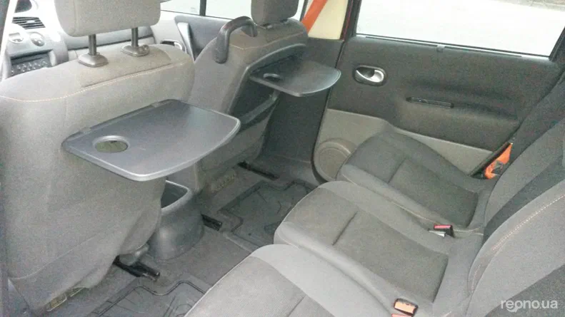 Renault Scenic 2008 - 11