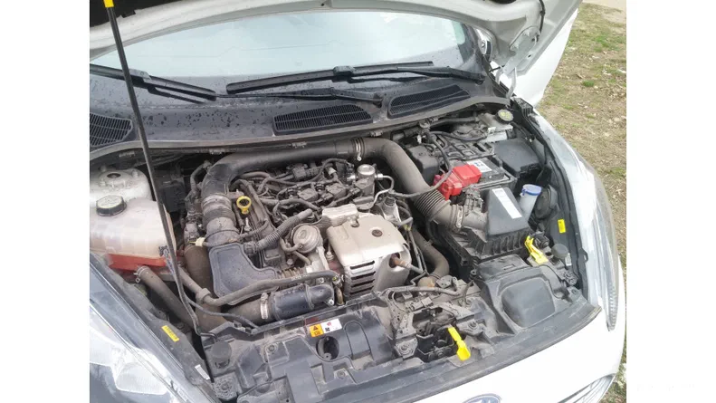 Ford Fiesta 2013 - 6