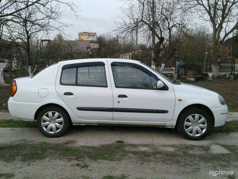 Renault Clio 2001