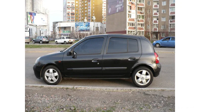 Renault Clio 2002